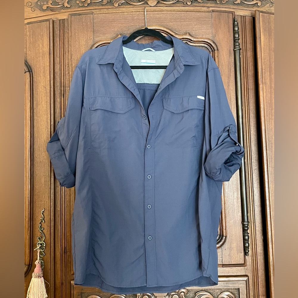 Columbia Shirt with Omni Shade Sun Protection, Navy Bluish, Size L